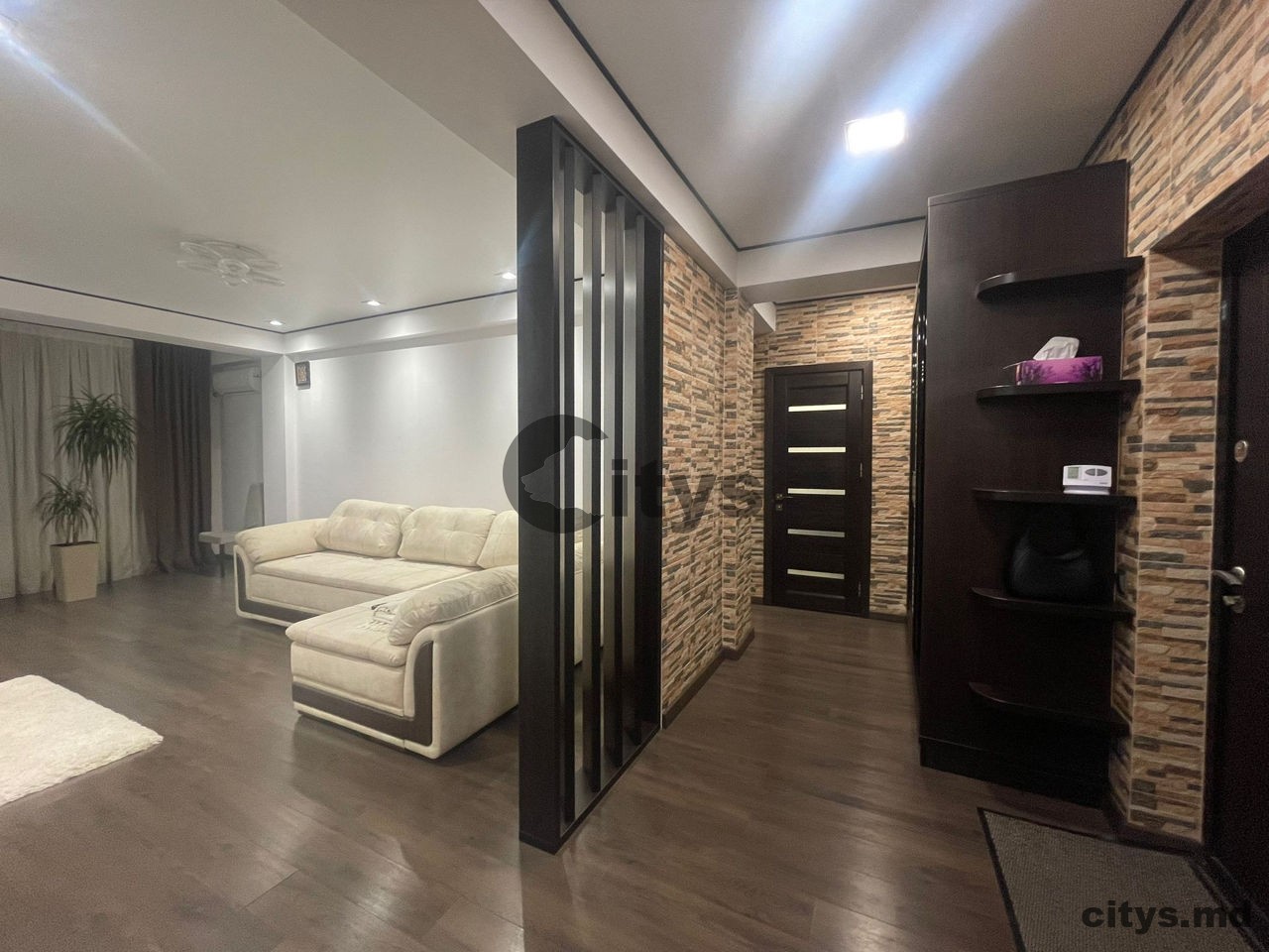 Chirie-Apartament cu 2 camere, 79m², str. Sprîncenoaia photo 8 - citys.md Chirie-Apartament cu 2 camere, 79m², str. Sprîncenoaia photo 7