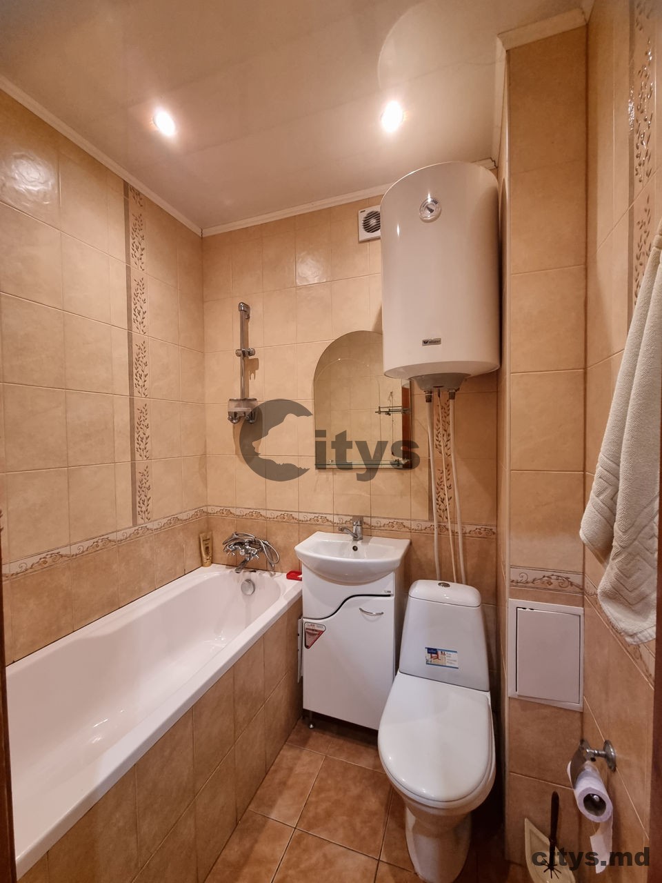 Chirie-Apartament cu 1 cameră, 45m², str. Nicolae Titulescu photo 8 - citys.md Chirie-Apartament cu 1 cameră, 45m², str. Nicolae Titulescu photo 7