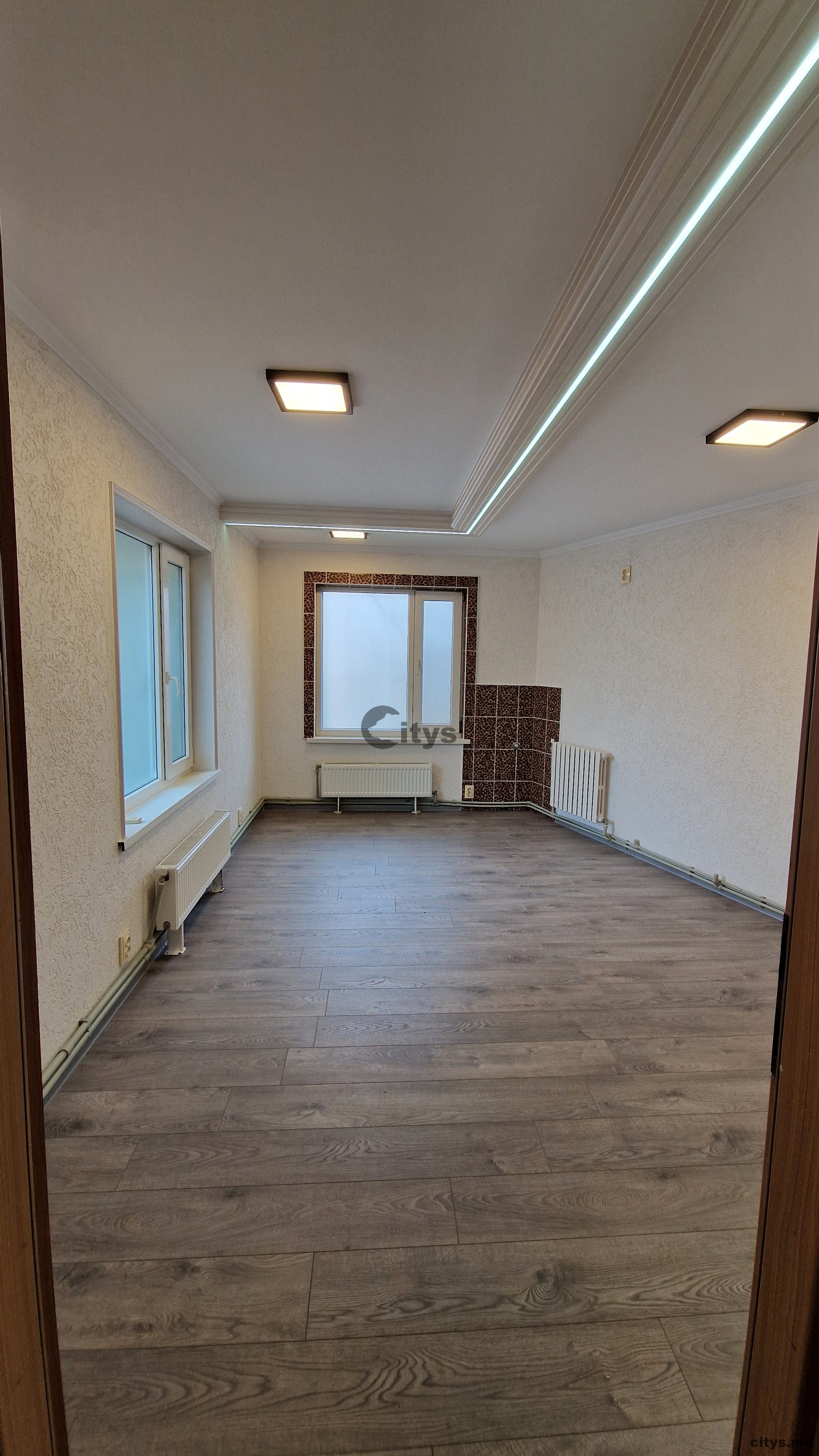 Universal, 20m², Kiev photo 2