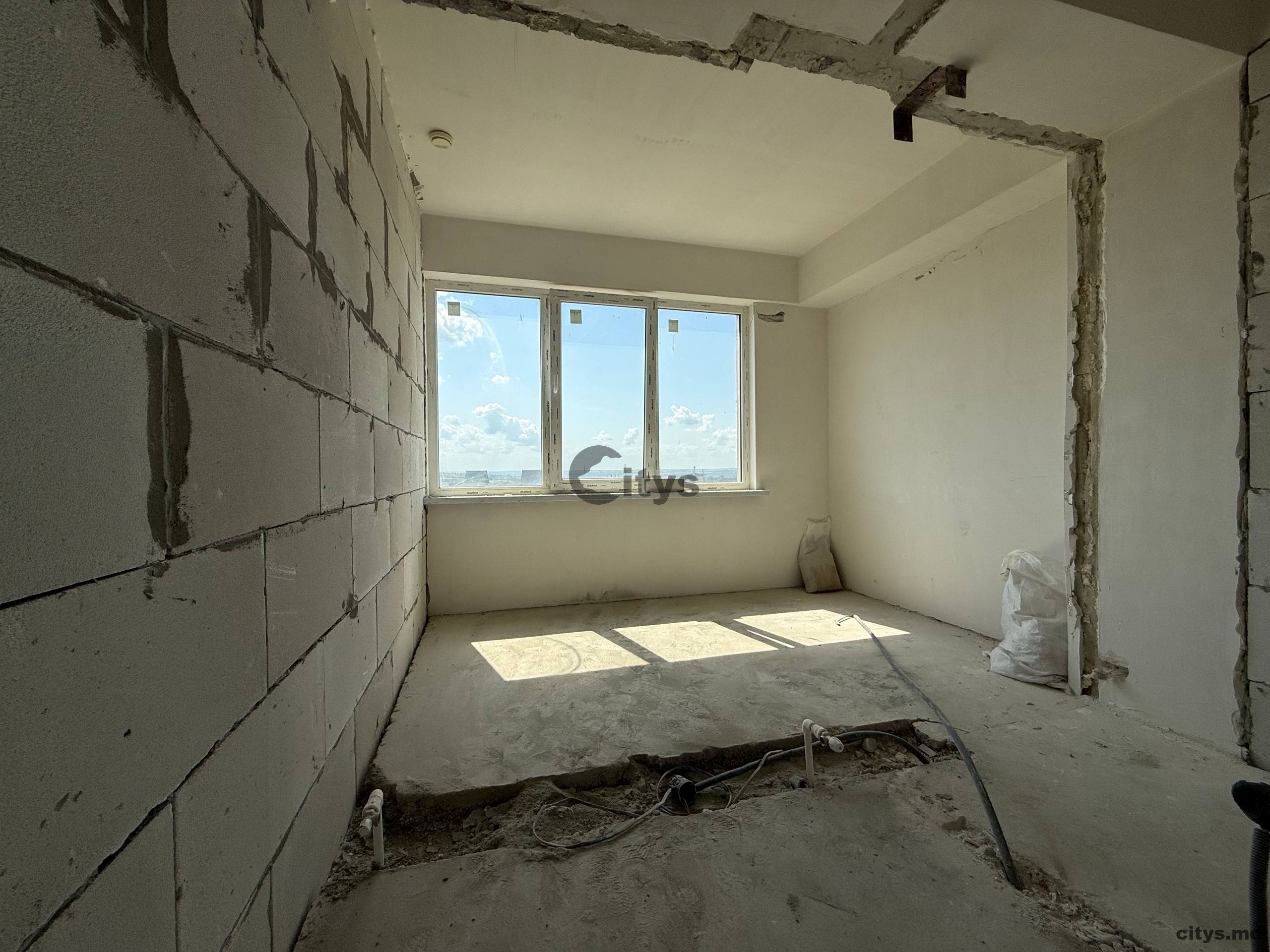 Apartament cu 2 camere, 58m², Petru zadnipru photo 2