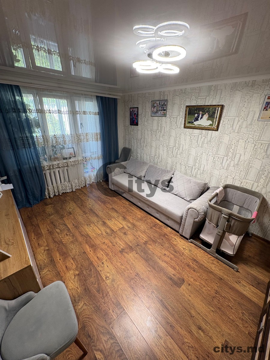 Apartament cu 2 camere, 50m², Iazului photo 2