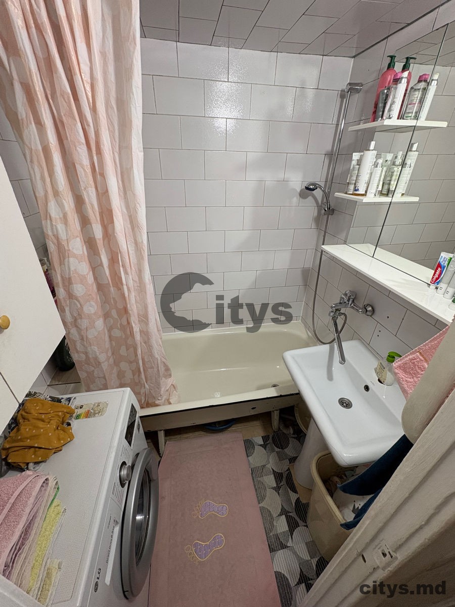 Apartament cu 2 camere, 50m², Iazului photo 7