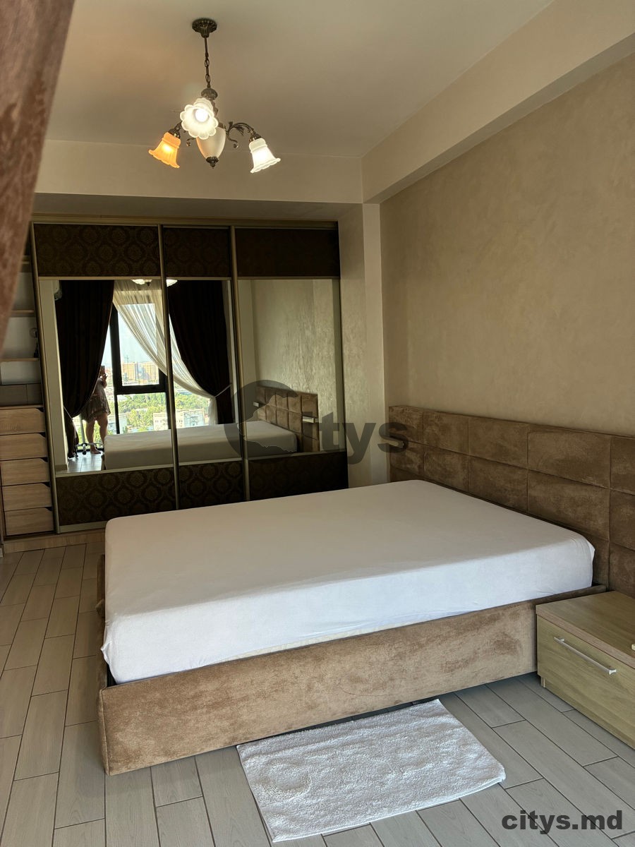 chirie-Apartament cu 2 camere, Centru 65², str. Lev Tolstoi photo 2