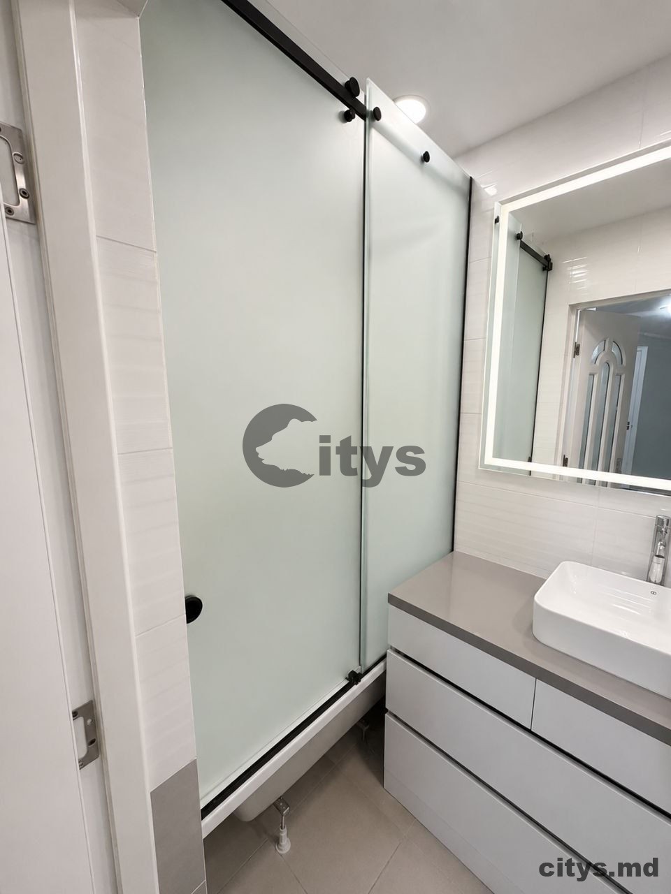 Apartament cu 2 camere, Botanica 51m², bd. Dacia photo 9