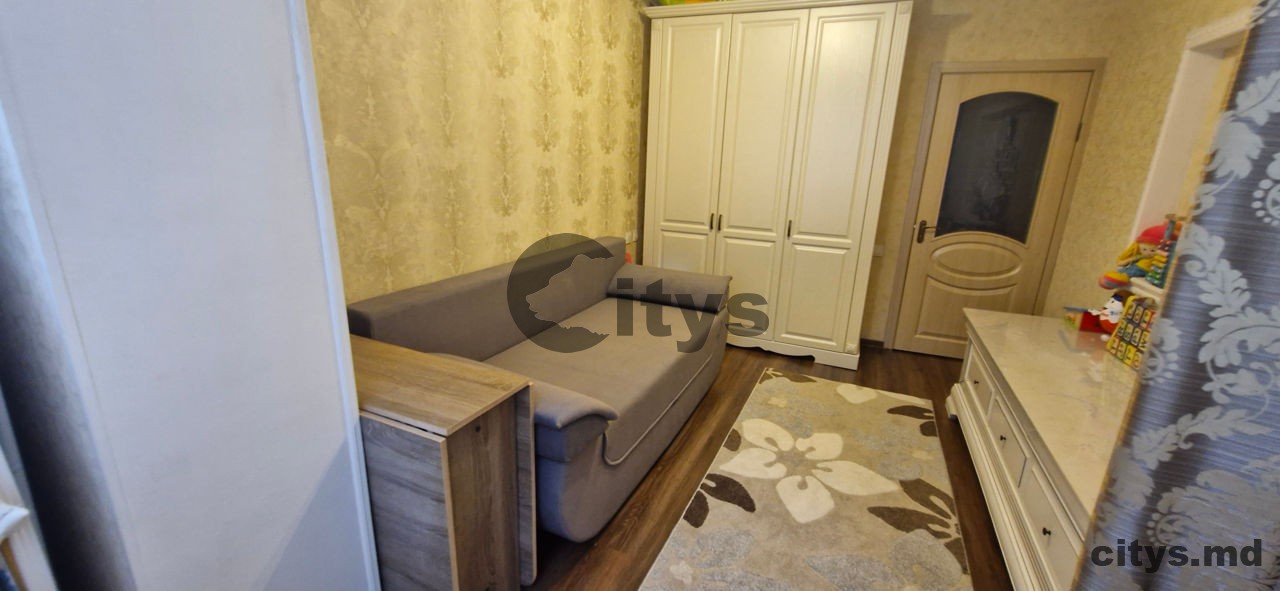 Apartament cu 3 camere, Centru 72m², str. Albisoara photo 3