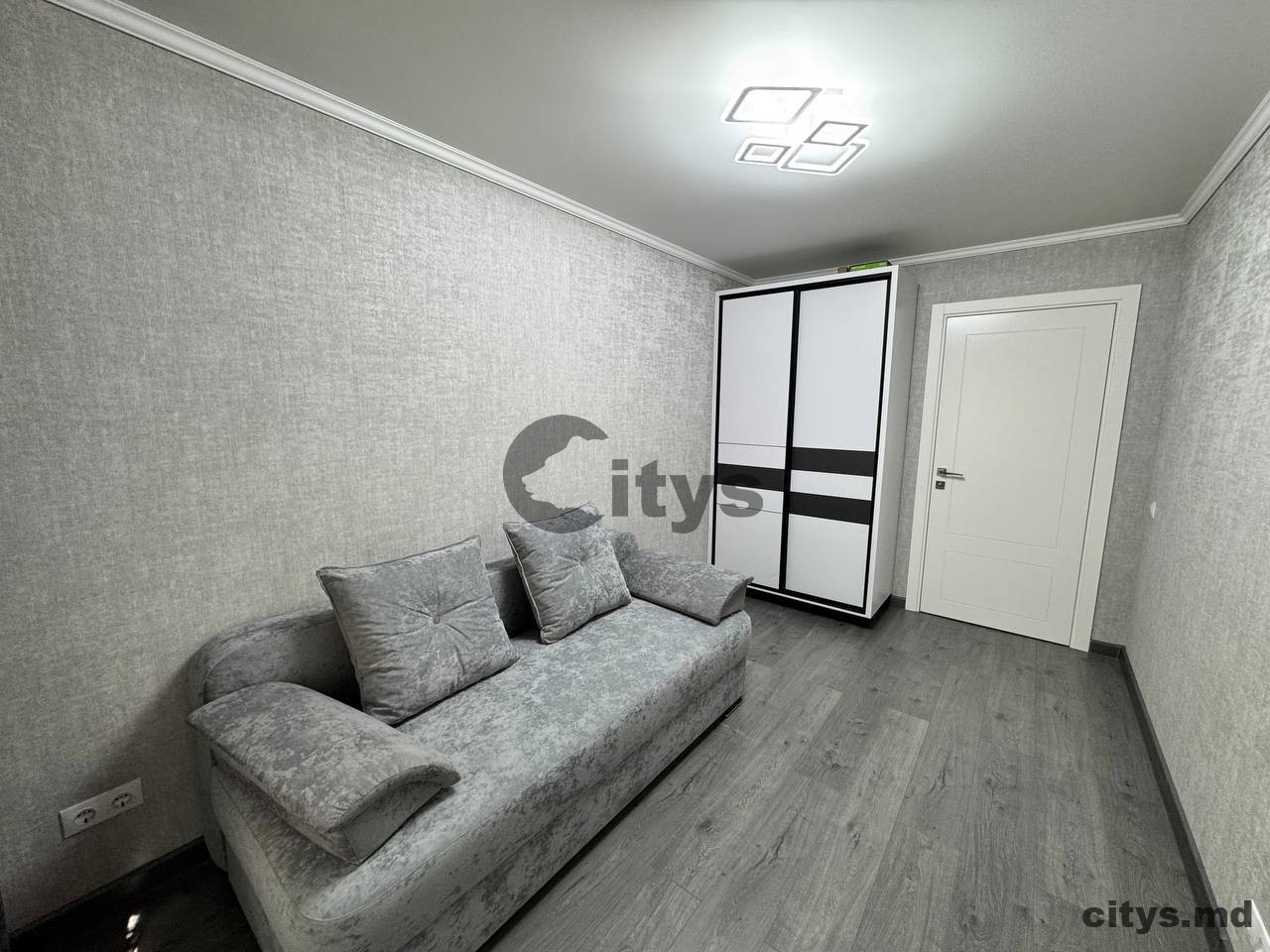 Apartament cu 2 camere, 43m², pandurilor photo 3