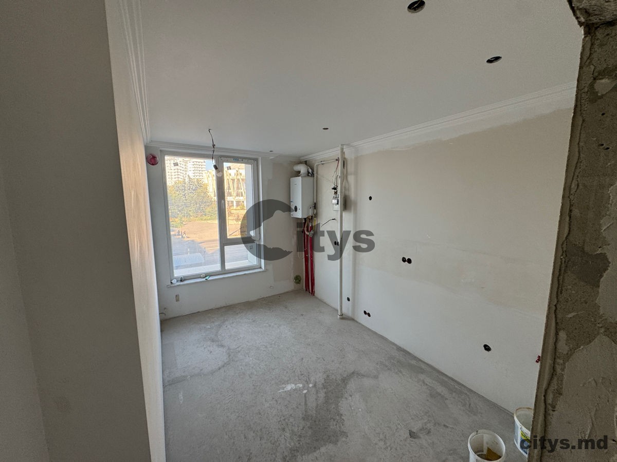 Apartament cu 2 camere, Riscani 53m², bd. Renașterii Naționale photo 4