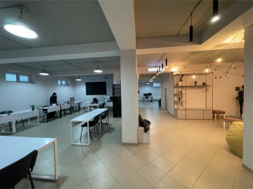 Universal, 176m², Кишинёв, улица Василе Коробан photo