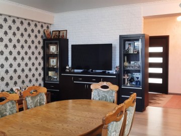 Apartament cu 3 camere, 82m², Chișinău, Durlești, str-la Codrilor photo