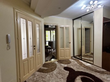 Chirie-1 комнатная квартира, 50м², Chișinău, Centru, str. Valea Trandafirilor photo