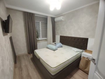 Chirie-Apartament cu 1 cameră, 51m², Chișinău, Botanica, str. Grenoble photo