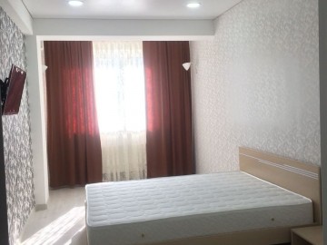 Chirie-Apartament cu 1 cameră, 43m², Chișinău, Telecentru, str. Sprîncenoaia photo