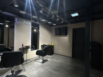 Salon de frumusețe, 35m², Ştefan cel Mare şi Sfânt photo