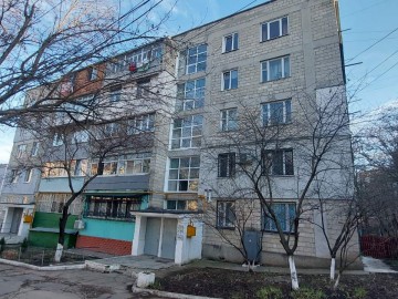 Apartament cu 3 camere, 69m², Iazului photo