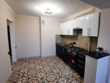 Apartament cu 3 camere, 77m², Ismail photo