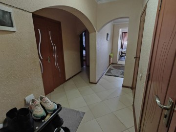 Apartament cu 3 camere, 64m², Albisoara photo
