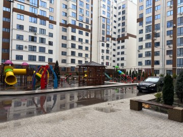 Chirie-Apartament cu 1 cameră, 50m², bd. Mircea cel Bătrân photo