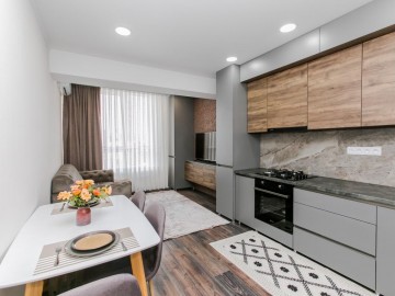 Chirie-Apartament cu 2 camere, 68m², Nicolae Testimițianu photo
