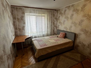 Chirie-3-х комнатная квартира, 65м², str. Ginta Latină photo