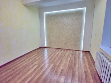 Apartament cu 3 camere, 92m², Ciorescu, Centru, str. Ivan Pavlov photo