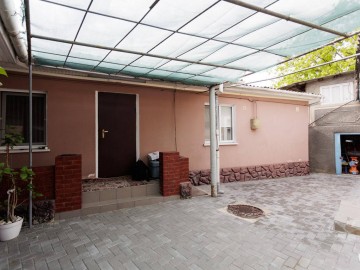 Casă cu un nivel, 299m²,Centru , str-la 3 Caucaz photo