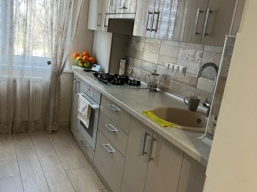 2-х комнатная квартира, 55м², str. Albișoara photo