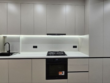 Apartament cu 3 camere, 85m², Жубиляра 6557 photo