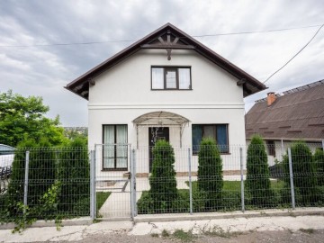 Vilă cu 2 nivele, 120m², mun. Chisinau, Togatin str. Traian photo