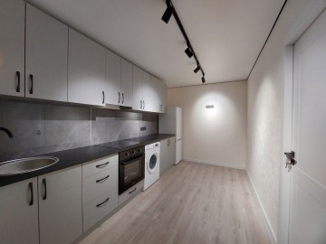 Apartament cu 2 camere, 40m², N. Costin photo