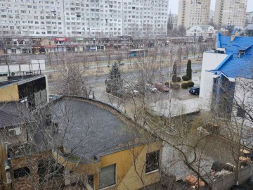Apartament cu 3 camere, 72m², Mircea cel Bătrân photo