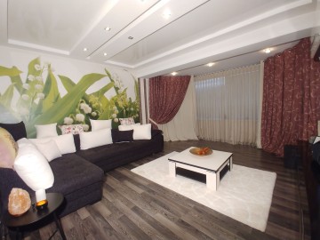 Chirie - Apartament cu 2 camere, 80m², Centru,Renașterii Naționale photo