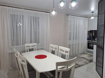 Apartament cu 2 camere, 60m², Botanica ,bd. Decebal photo