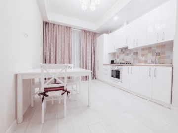 Apartament cu 1 cameră, 55m², Lev Tolstoi photo