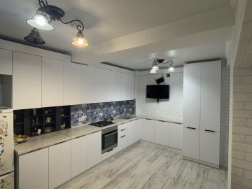 Apartament cu 2 camere, 63m², Inculeț photo