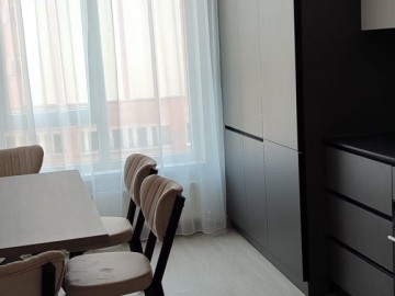 chirie-Apartament cu 2 camere, 58m², Ворничень photo