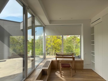 Chirie-Apartament cu 3 camere, 220m², Тимиш photo