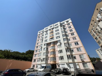 Apartament cu 3 camere, 105m², Buiucani, Calea Ieșilor photo