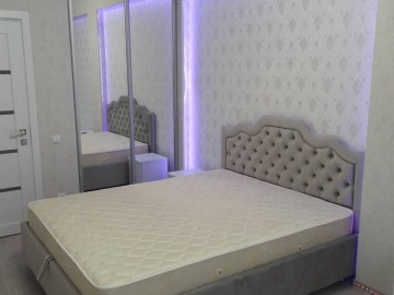 chirie-Apartament cu 1 cameră, Centru 48m², str. Avram Iancu photo