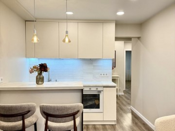 Se vinde-Apartament cu 2 camere, 65m², Botanica-Plaiului photo