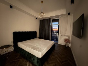 Chirie-2-х комнатная квартира, 70м², Богдан воевод photo