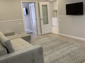 Сдается-2-х комнатная квартира, 55м²,Центр, Melestiu photo