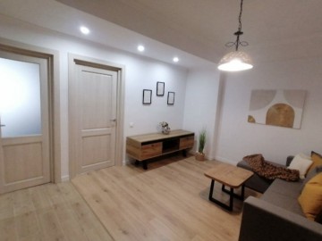 Сдается-1 комнатная квартира, 47м², Ботаника,Burebista photo