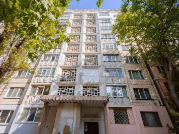 Apartament cu 2 camere, 53m², P.Zadnipru photo