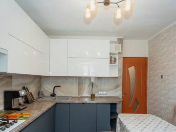 Apartament cu 2 camere, 58m², Botanica, Independenței photo