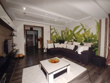 Apartament cu 2 camere, 78m², Riscani, bd. Renasterii Nationale photo