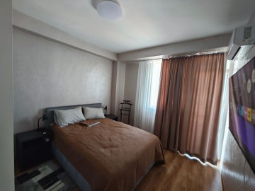 chirie-Apartament cu 1 cameră, Buiucani 43m², str. Vissarion Belinski photo