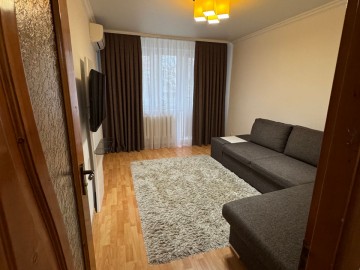 Apartament cu 2 camere, 47m², Botanica, Teilor photo