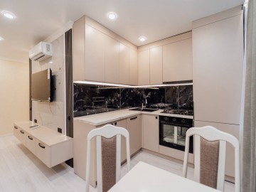 Apartament cu 2 camere, 48m², N.Zelinski photo