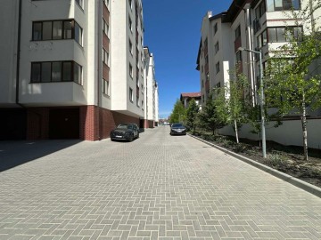 Apartament cu 2 camere, 75m², Durlești.str. Regele Carol photo