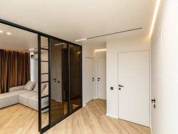 Apartament cu 3 camere, Ciocana 96m², str. Ion Dumeniuc photo